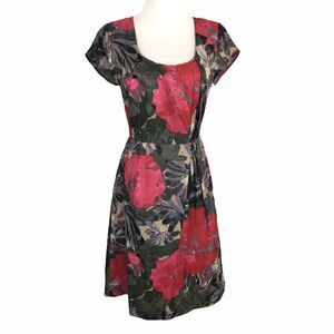 Banana Republic Career A-Line Dress Lined Knee Length Scoop Neck Floral Size 2